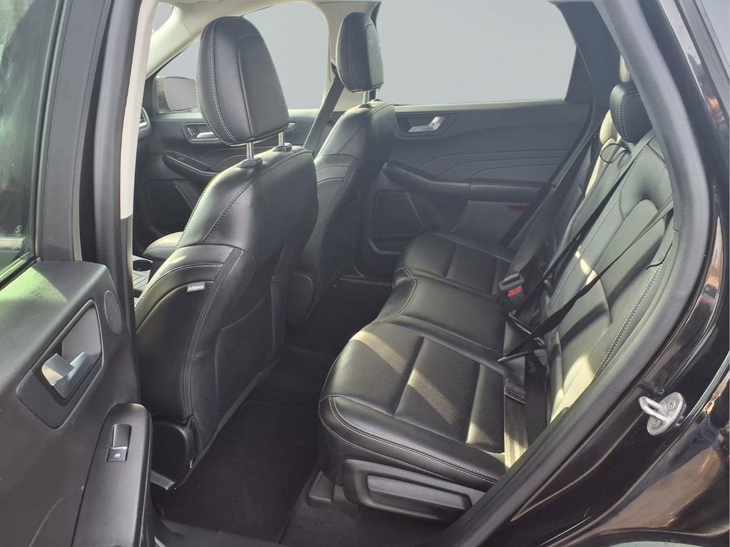 2021 Ford Escape Titanium Hybrid