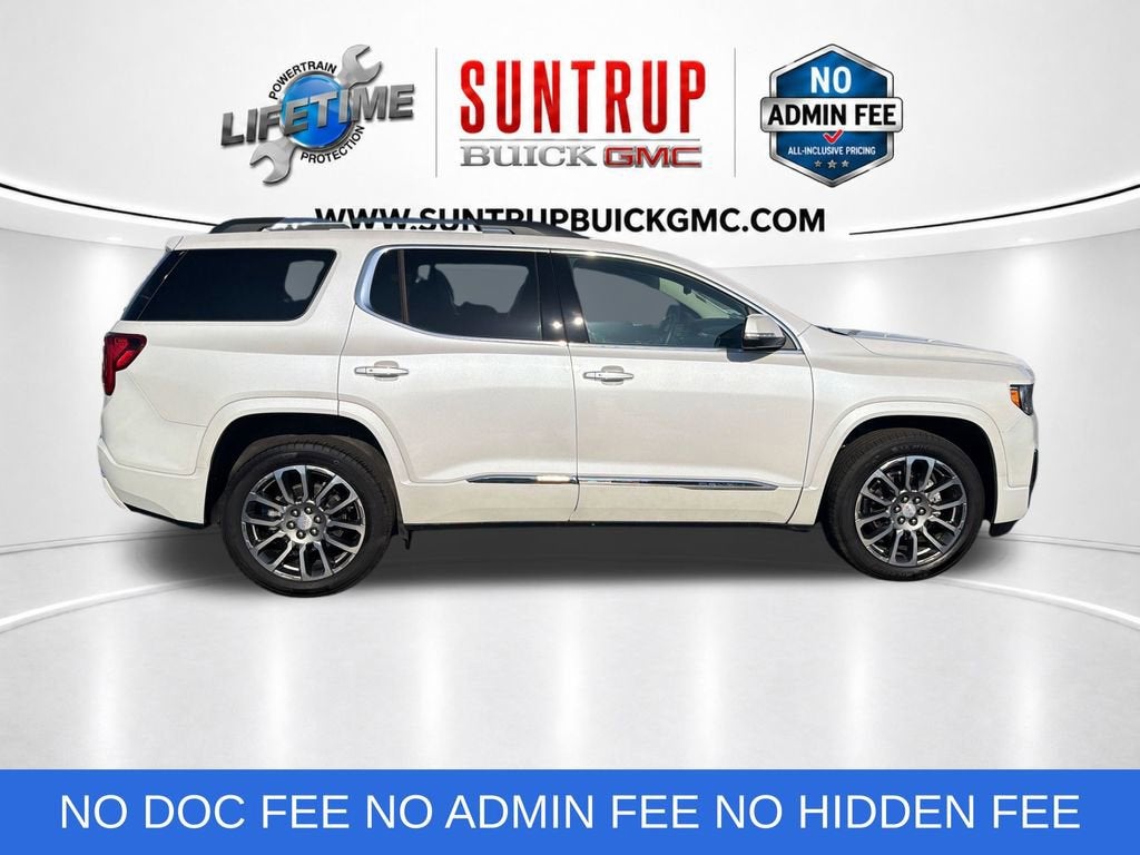 2023 GMC Acadia Denali