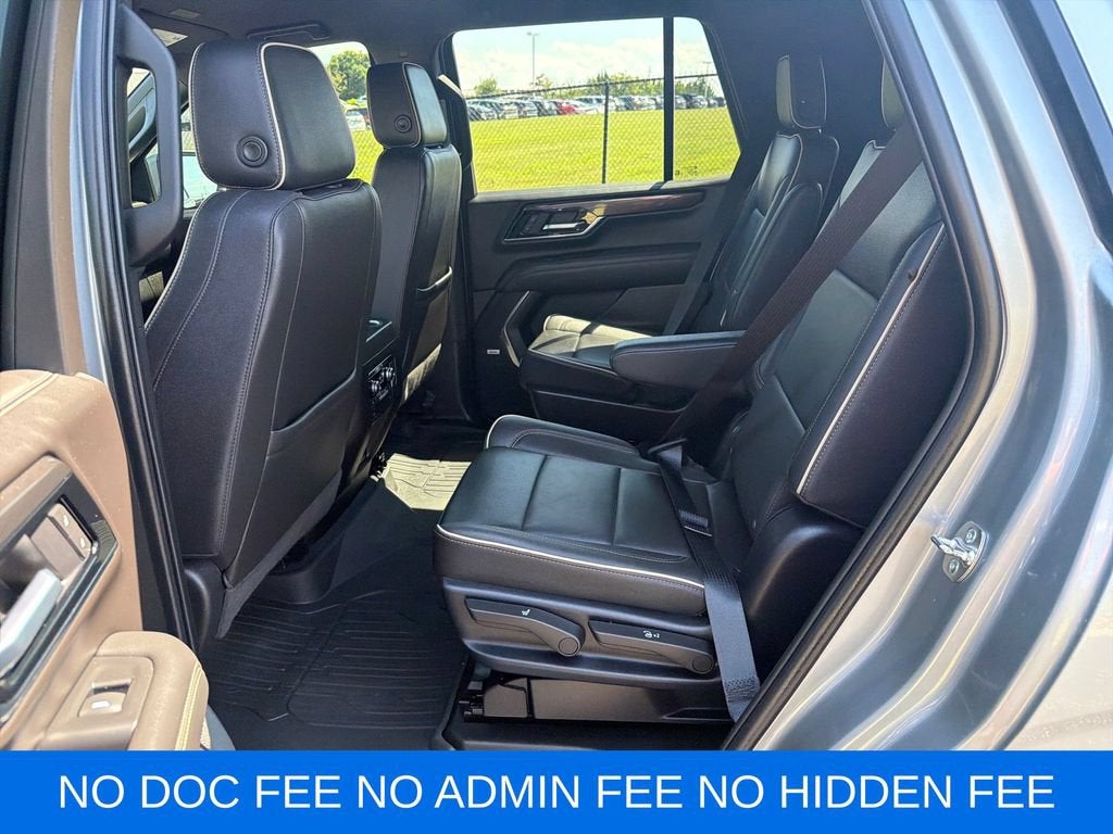 2025 GMC Yukon Elevation