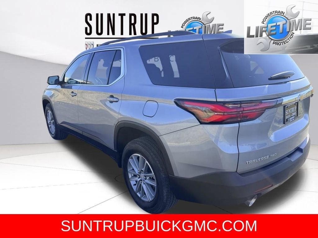 2023 Chevrolet Traverse LT Leather