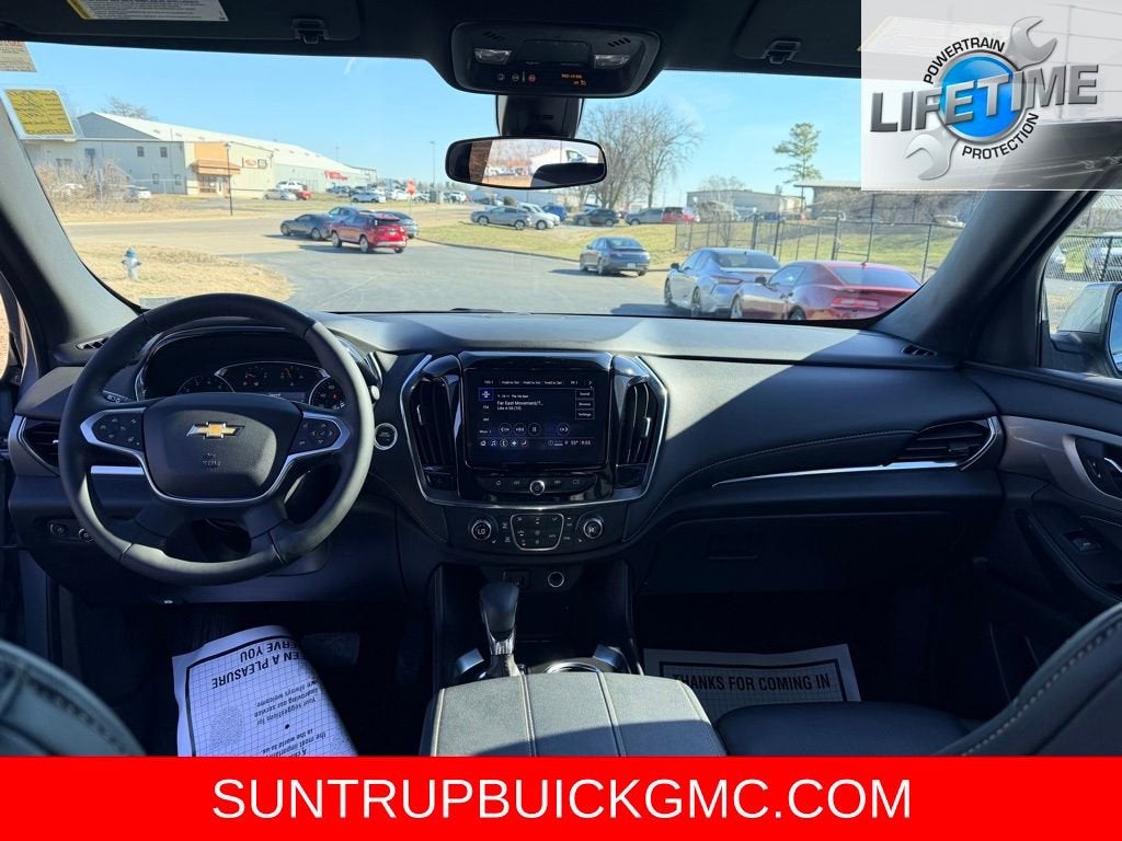2023 Chevrolet Traverse LT Leather