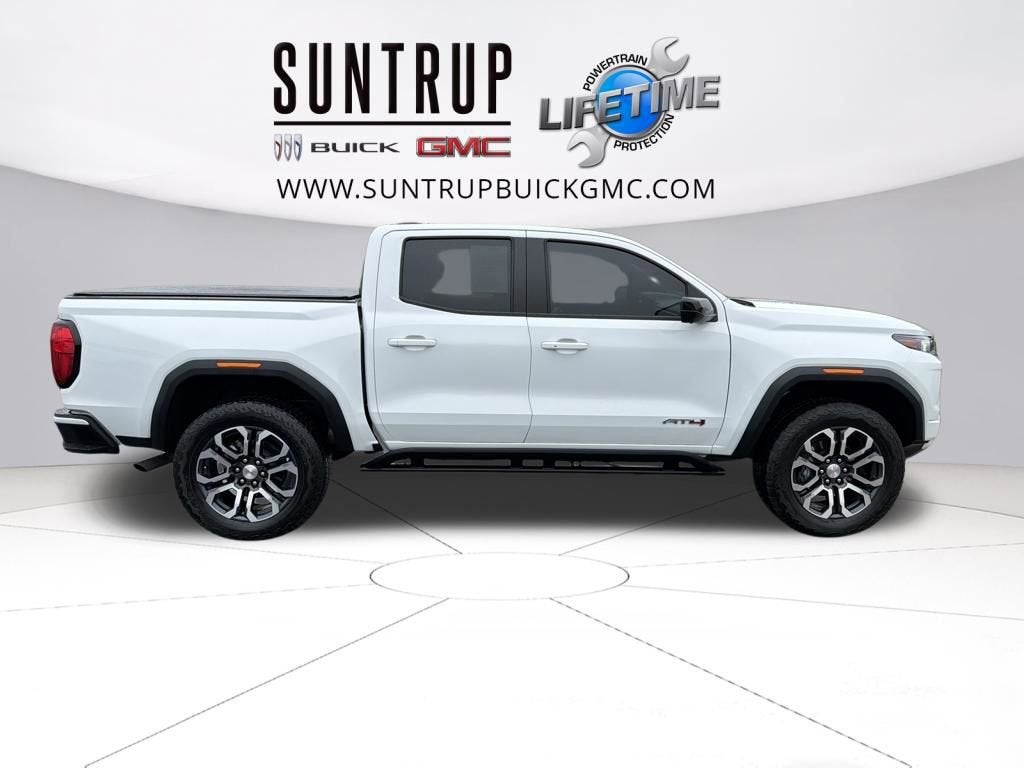 2024 GMC Canyon AT4