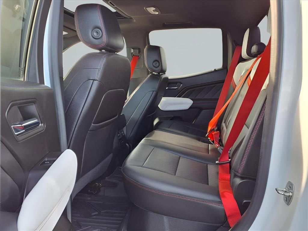 2024 GMC Canyon AT4X