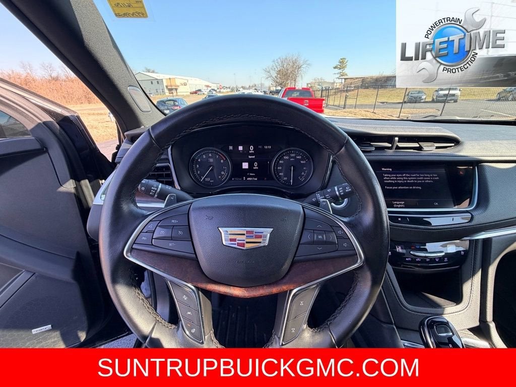 2022 Cadillac XT5 Sport