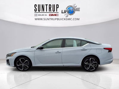 2025 Nissan Altima SR