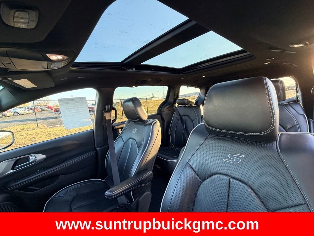 2025 Chrysler Pacifica Limited