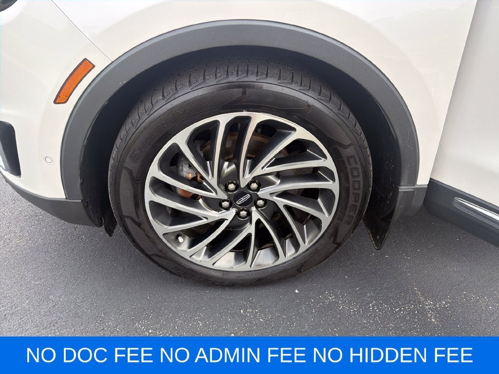 2019 Lincoln Nautilus Reserve