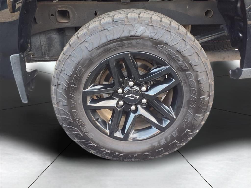 2022 Chevrolet Silverado 1500 Custom Trail Boss