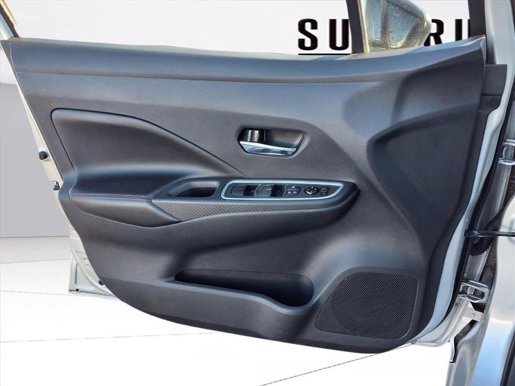 2024 Nissan Versa SR