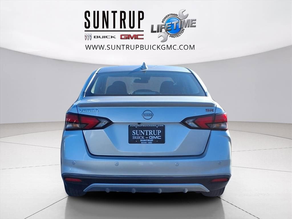 2024 Nissan Versa SR