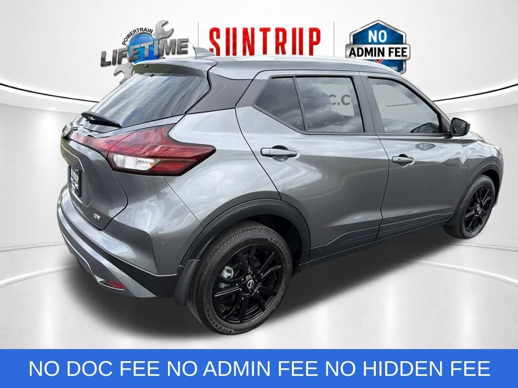 2023 Nissan Kicks SV