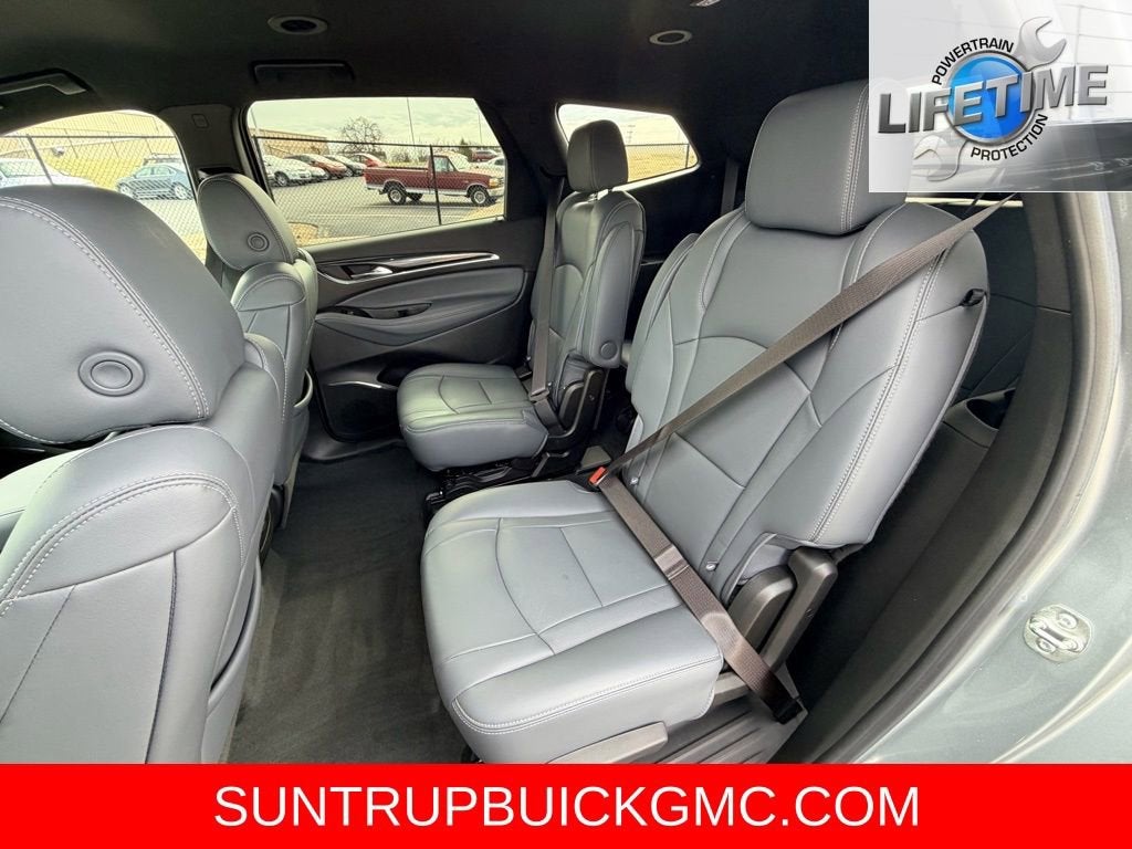 2024 Buick Enclave Essence