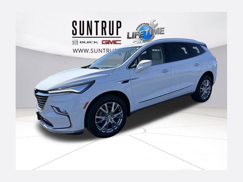 2023 Buick Enclave Essence