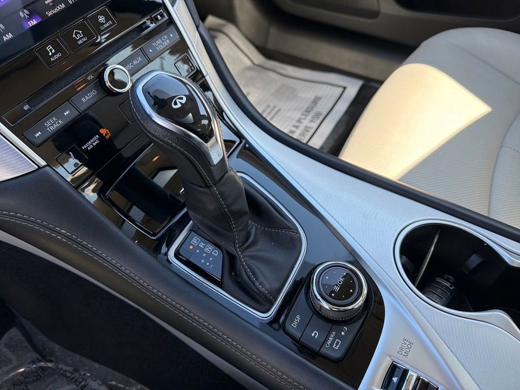 2023 INFINITI Q50 LUXE