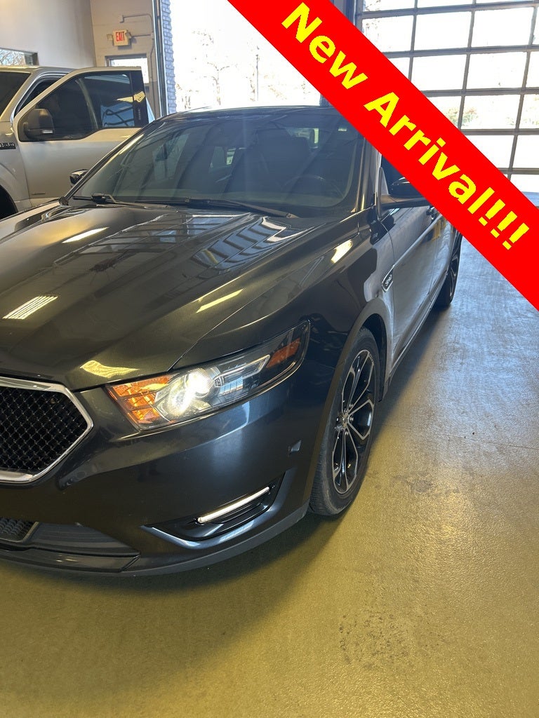 2017 Ford Taurus SHO