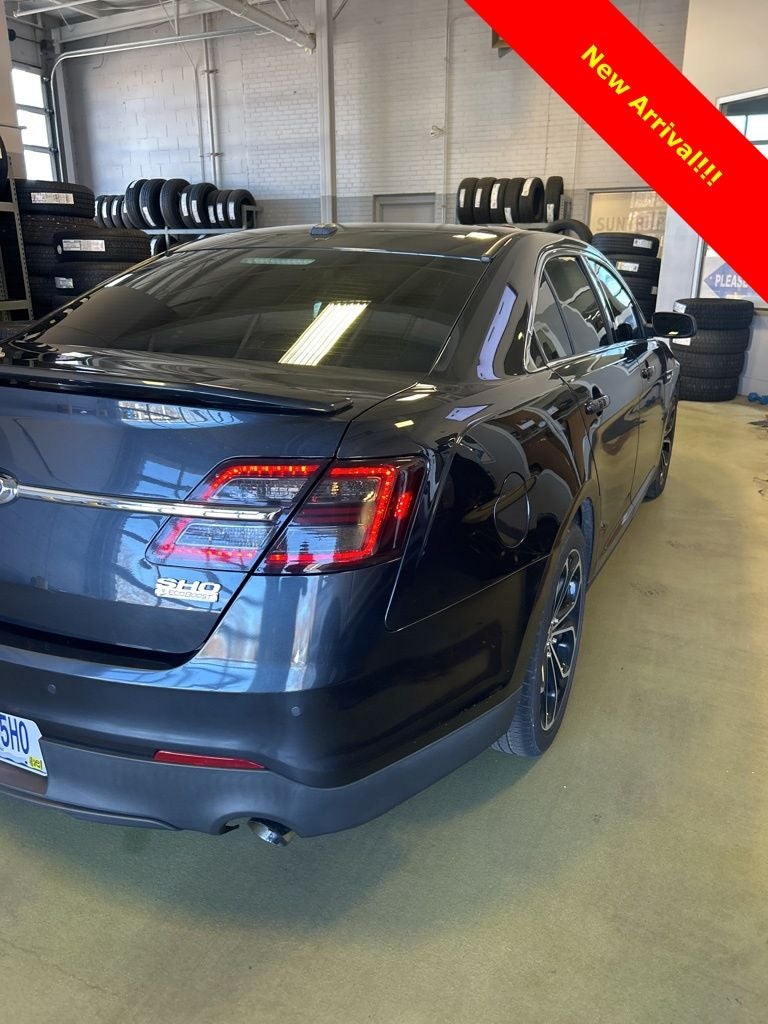 2017 Ford Taurus SHO