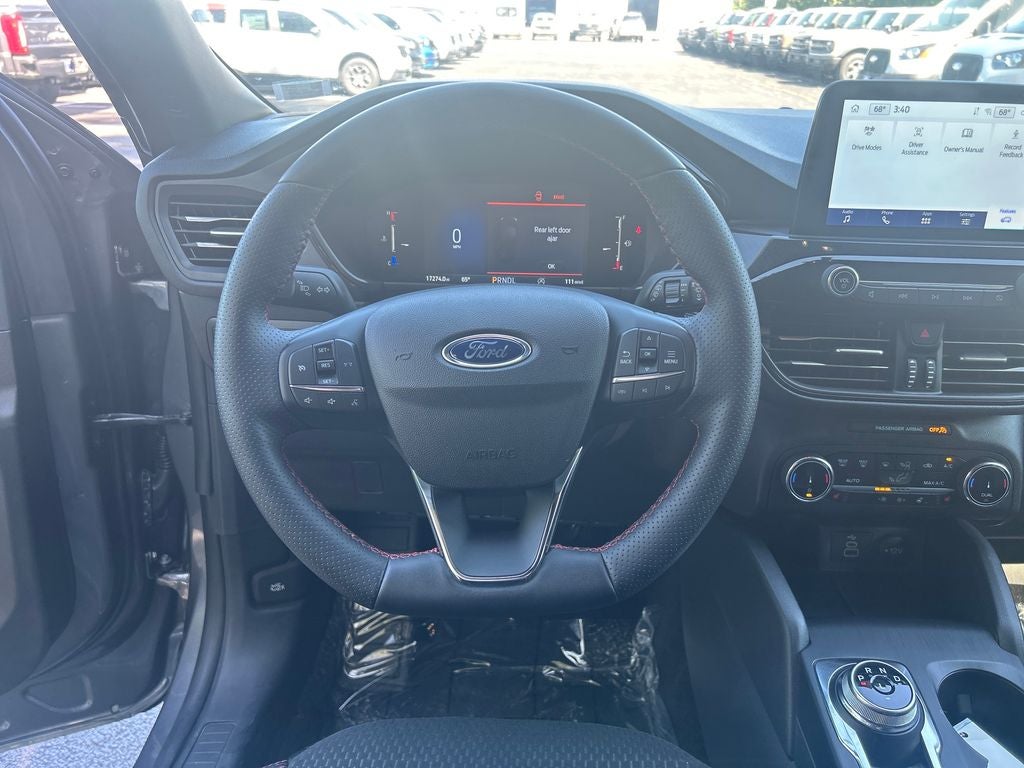 2025 Ford Escape ST-Line Select