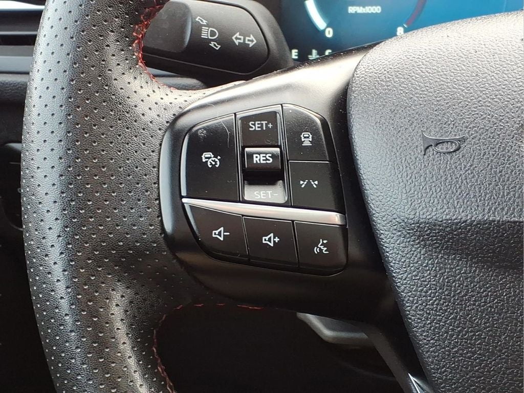 2024 Ford Escape ST-Line Elite