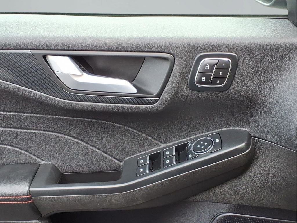 2024 Ford Escape ST-Line Elite