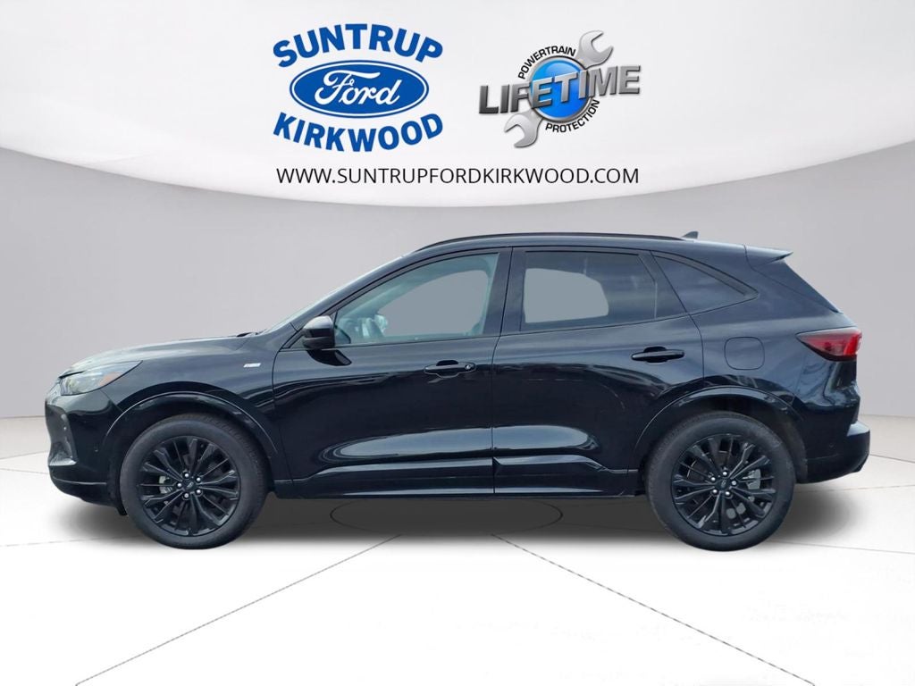 2024 Ford Escape ST-Line Elite