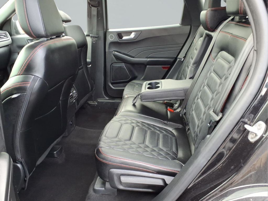 2024 Ford Escape ST-Line Elite