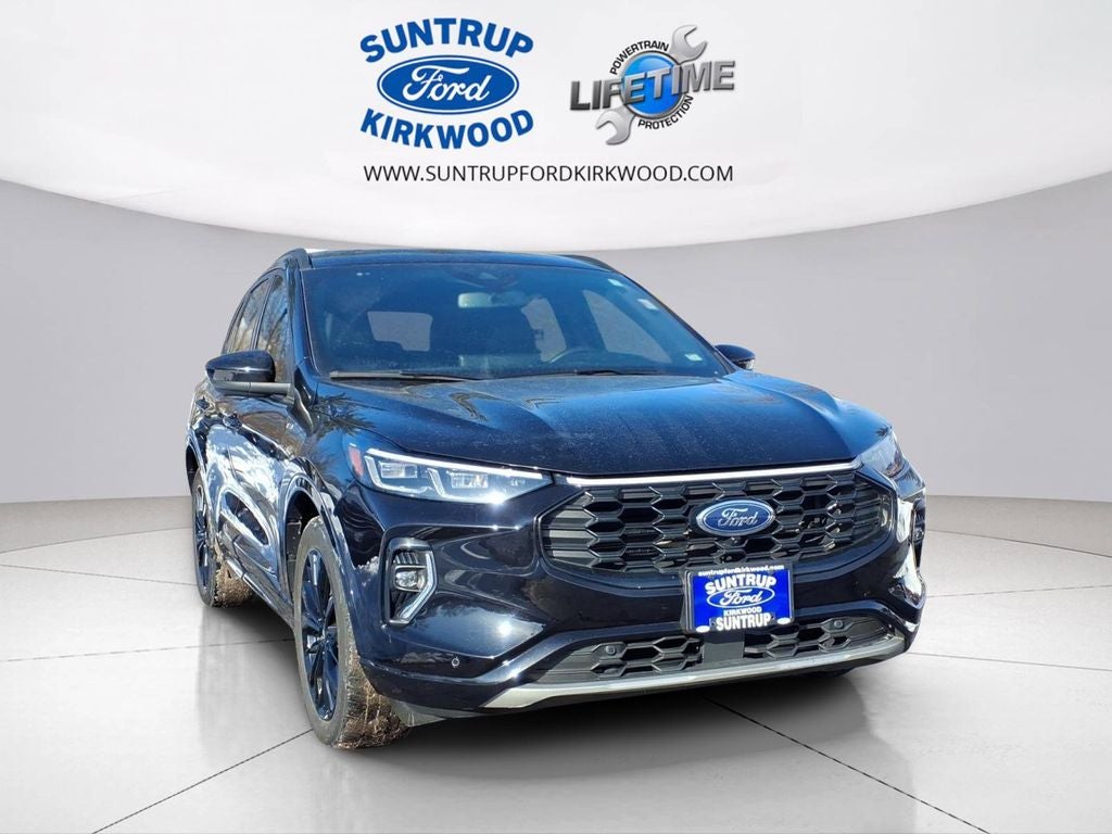 2023 Ford Escape ST-Line Elite