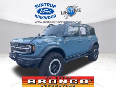 2023 Ford Bronco Outer Banks