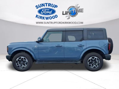 2024 Ford Bronco Outer Banks