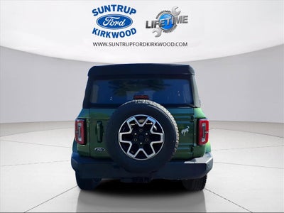 2024 Ford Bronco Outer Banks