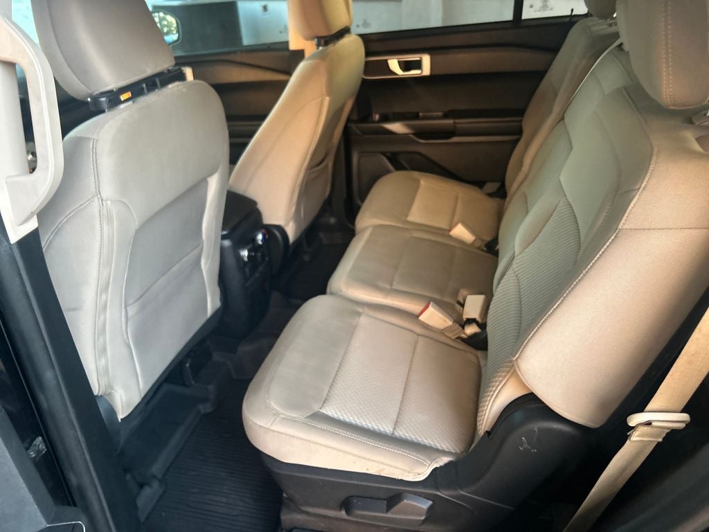2021 Ford Explorer Base