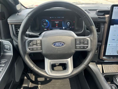 2025 Ford F-150 Lightning Lariat