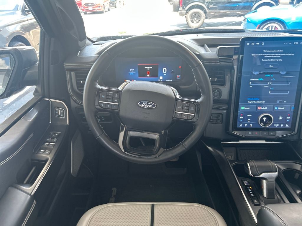 2025 Ford F-150 Lightning Platinum