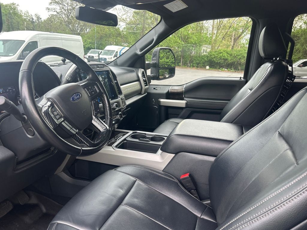 2022 Ford F-350SD Lariat