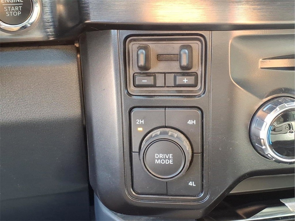 2025 Ford F-350SD Lariat DRW