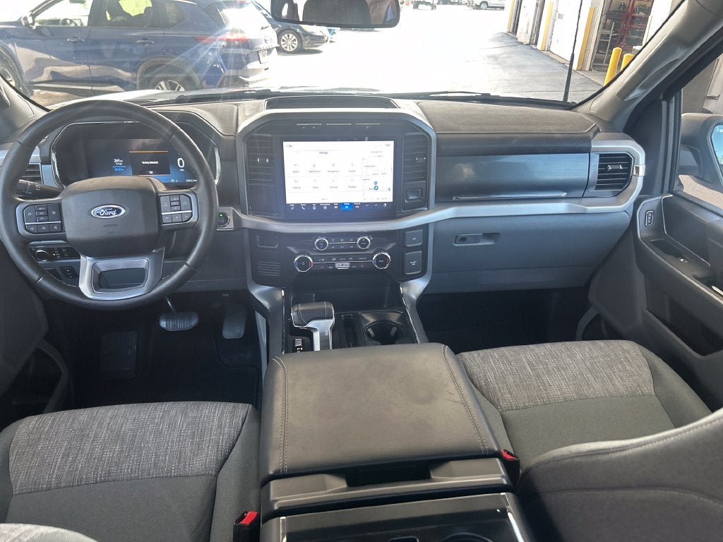 2023 Ford F-150 Lightning XLT