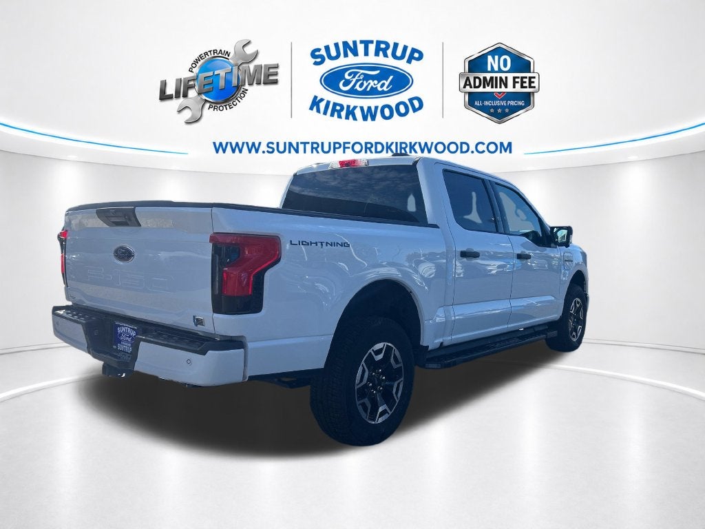 2023 Ford F-150 Lightning XLT