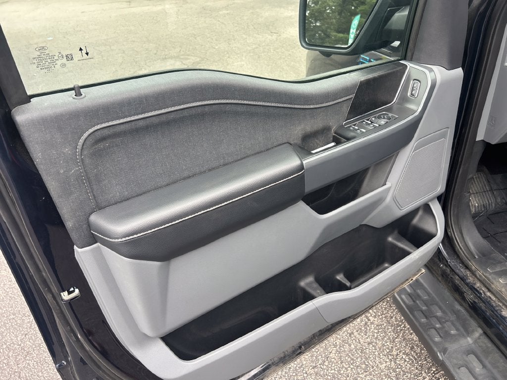 2024 Ford F-150 Lightning XLT