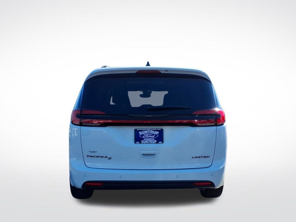 2025 Chrysler Pacifica Limited