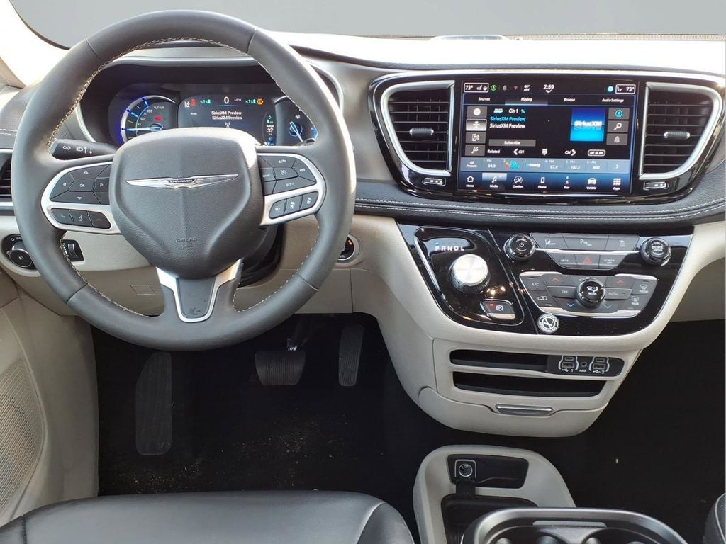 2024 Chrysler Pacifica Hybrid Select