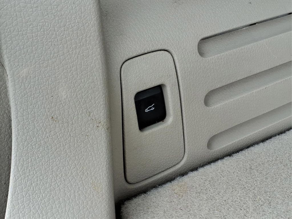 2013 Lincoln MKX Base