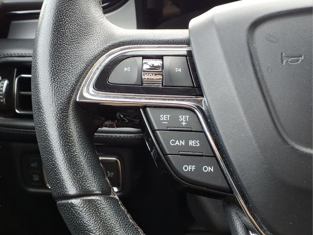 2022 Lincoln Nautilus Standard