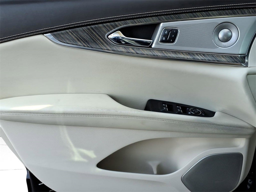 2019 Lincoln Nautilus Black Label