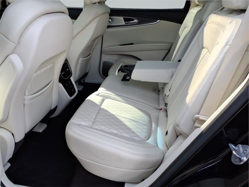 2019 Lincoln Nautilus Black Label