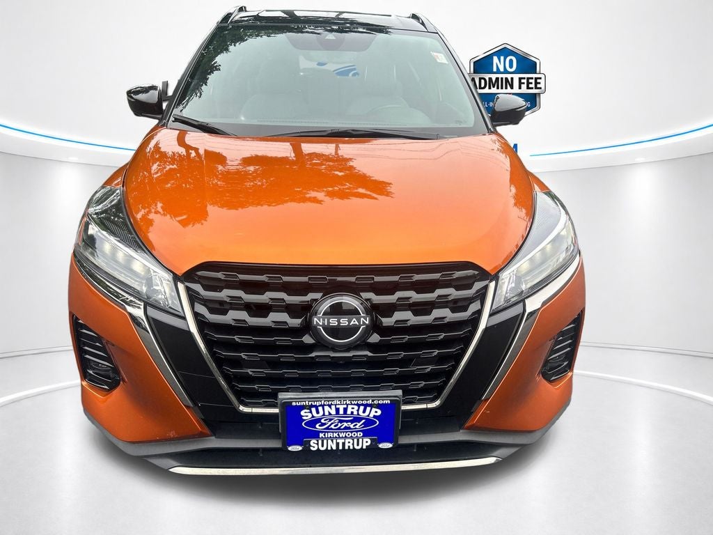 2023 Nissan Kicks SR