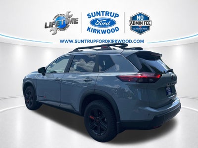 2025 Nissan Rogue Rock Creek