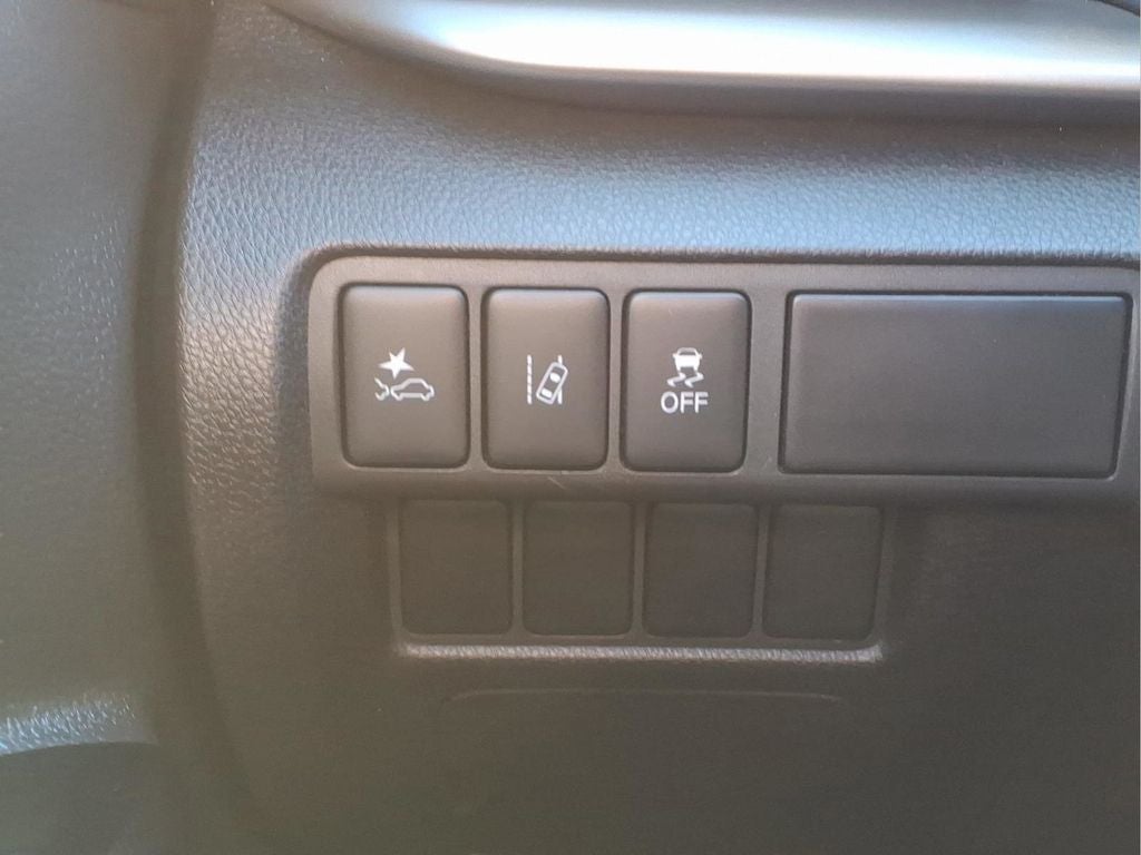 2024 Mitsubishi Eclipse Cross LE