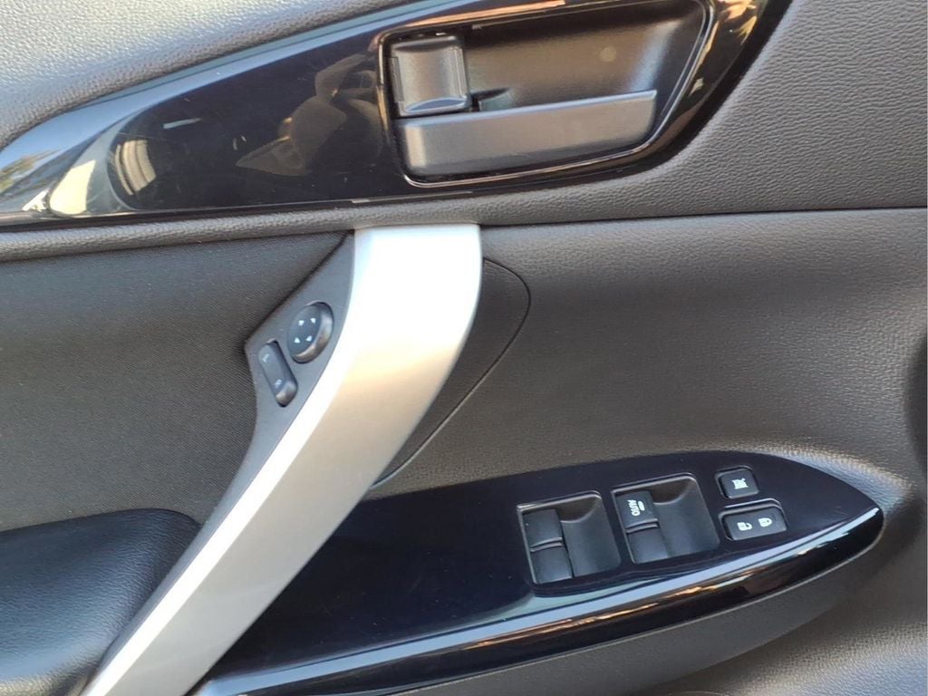 2024 Mitsubishi Eclipse Cross LE