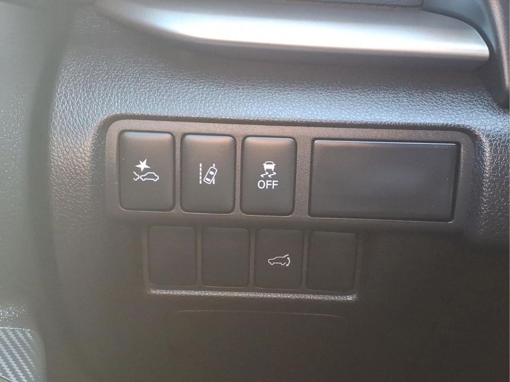 2025 Mitsubishi Eclipse Cross SE