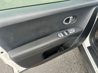 2024 Hyundai IONIQ 5 SE