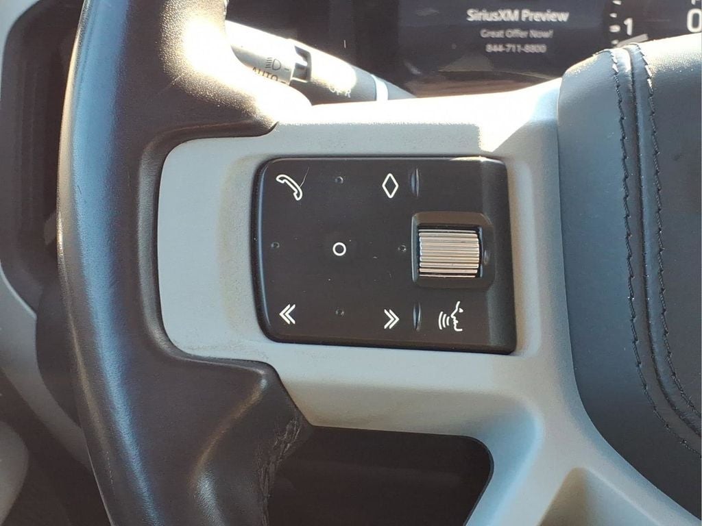 2020 Land Rover Defender 110 SE